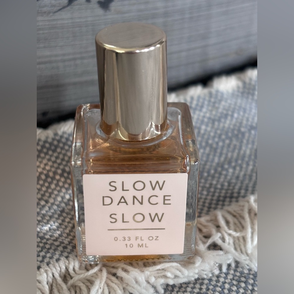 Slow Dance Slow Perfume Roller-10ml